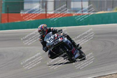 media/Apr-20-2025-AHRMA (Sun) [[393a79c373]]/Race/Group 8/Turn 4b/